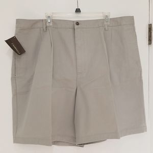 NWT Men's Cambridge classics khaki shorts